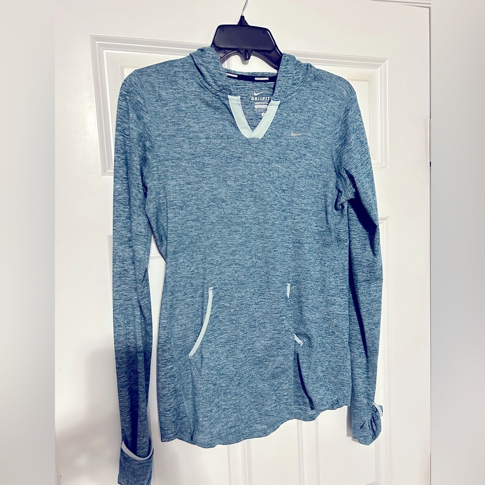 Nike dri fit running long sleeve top size small